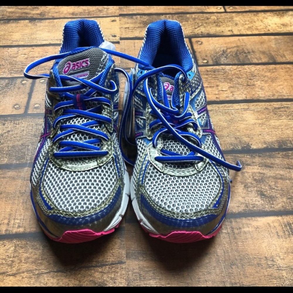 ASICS GT-1000